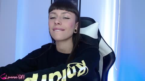 Snapshot of pinkcatlive chatting on 11, 1, 2025 Emily online show from 11, 1, 2025