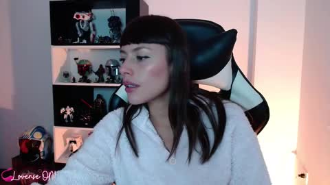 Snapshot of pinkcatlive chatting on 5, 3, 2025 Emily online show from 5, 3, 2025