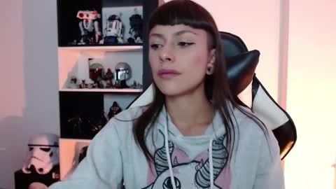 Snapshot of pinkcatlive chatting on 8, 9, 2025 Emily online show from 8, 9, 2025