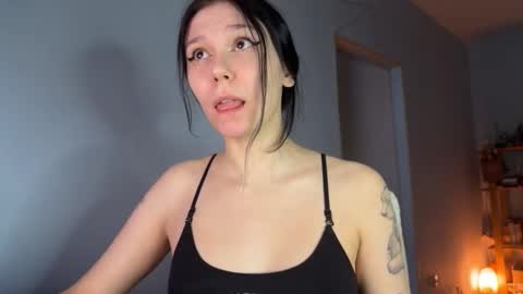 pinkdollylovv online show from 3, 2, 2026