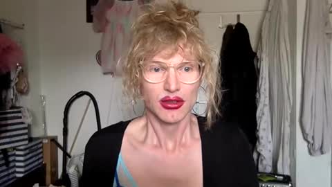 Snapshot of pinkfag chatting on 21, 2, 2025 pinkfag online show from 21, 2, 2025