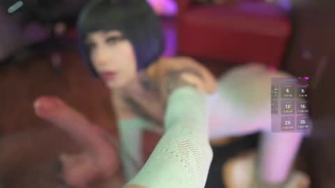 Snapshot of pinkloly69 chatting on 12, 9, 2025 LUISA online show from 12, 9, 2025