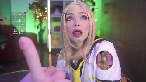 Snapshot of pinkloly69 chatting on 31, 10, 2025 LUISA online show from 31, 10, 2025