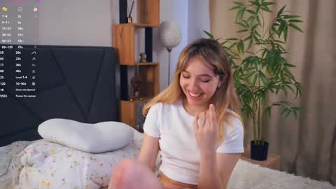 Snapshot of pinkncrazy chatting on 2, 3, 2025 HERES ALICE WELCOME EVERYONE LOVENSE DOMI REACT TO YOUR TIPS LETS MAKE A GREAT SHOW TOGETHER online show from 2, 3, 2025