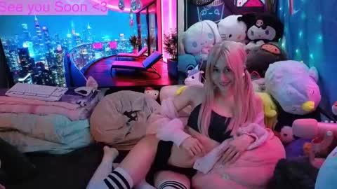 Gwenie online show from 26, 10, 2025