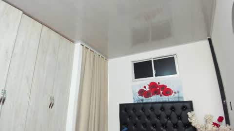 Snapshot of pinky_f00x chatting on 27, 6, 2026 pinky_f00x online show from 27, 6, 2026