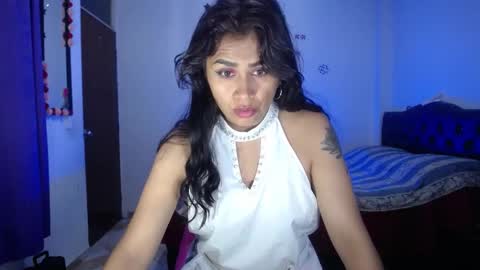 Snapshot of pinky_pinky_ chatting on 26, 2, 2025 VIOLETA LOPEZ online show from 26, 2, 2025
