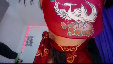 Snapshot of pinky_pinky_ chatting on 19, 9, 2025 VIOLETA LOPEZ online show from 19, 9, 2025