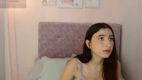 Perla online show from 1, 4, 2026