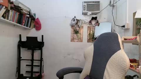 Snapshot of pinkyrosexx chatting on 29, 1, 2025 Rose online show from 29, 1, 2025