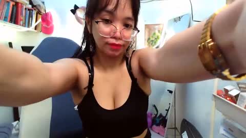 Snapshot of pinkyrosexx chatting on 22, 2, 2025 Rose online show from 22, 2, 2025