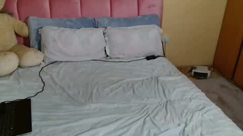 Pinky online show from 12, 2, 2026