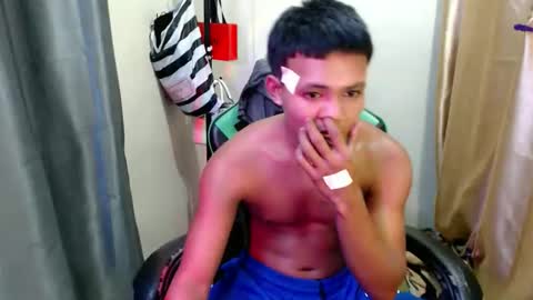 Snapshot of pinoy_fucker18 chatting on 18, 5, 2026 pinoy_fucker18 online show from 18, 5, 2026