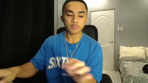 Adrianne online show from 1, 10, 2025