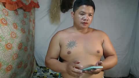 Snapshot of pinoyhotchubby85 chatting on 17, 9, 2025 pinoyhotchubby85 online show from 17, 9, 2025