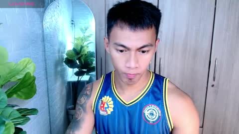 Snapshot of pinoymilker chatting on 30, 4, 2026 ethan online show from 30, 4, 2026