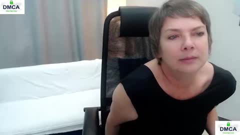 Snapshot of pion_s chatting on 23, 12, 2025 Bella online show from 23, 12, 2025