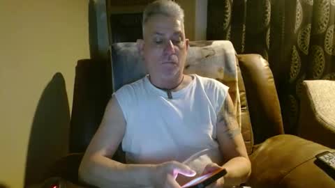 Snapshot of pirate334 chatting on 22, 12, 2025 pirate334 online show from 22, 12, 2025