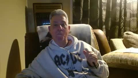 Snapshot of pirate334 chatting on 15, 1, 2026 pirate334 online show from 15, 1, 2026