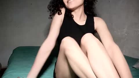 Snapshot of piscis_dreams chatting on 25, 12, 2024 PiscisDreams online show from 25, 12, 2024