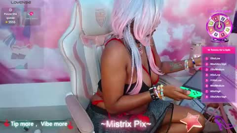 Snapshot of pixiebob25 chatting on 10, 2, 2025 Thekawaiidomme online show from 10, 2, 2025