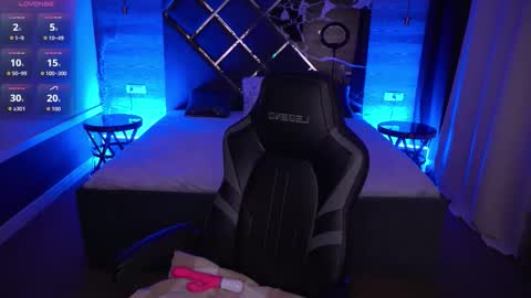 pixiepeachh online show from 24, 10, 2025