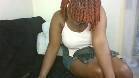 pixietease1 online show from 13, 9, 2025