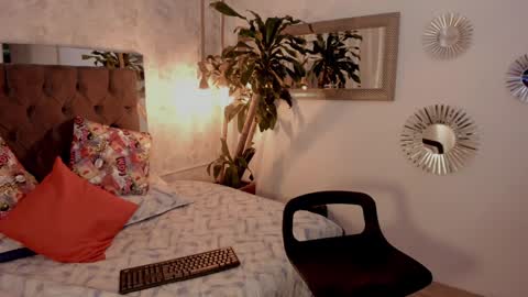 cris online show from 27, 1, 2025