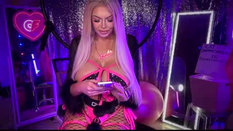 Dumb bimbo fuck doll online show from 8, 2, 2025