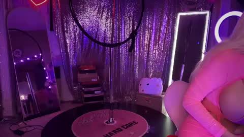 Dumb bimbo fuck doll online show from 21, 9, 2025