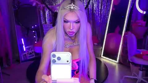 Snapshot of plasticfuckdoll chatting on 17, 5, 2026 Dumb bimbo fuck doll online show from 17, 5, 2026