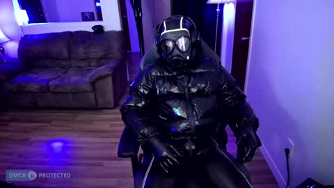 Snapshot of plasticme chatting on 2, 3, 2025 plasticme online show from 2, 3, 2025