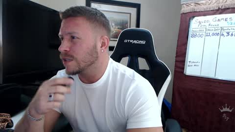 Snapshot of player2pawns chatting on 29, 12, 2024 Player online show from 29, 12, 2024