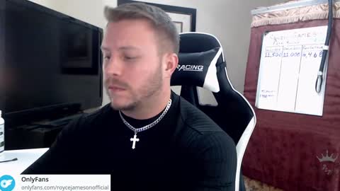 Snapshot of player2pawns chatting on 8, 1, 2025 Player online show from 8, 1, 2025