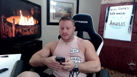 Snapshot of player2pawns chatting on 22, 1, 2025 Player online show from 22, 1, 2025