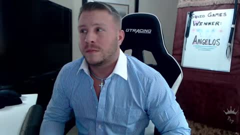 Snapshot of player2pawns chatting on 24, 1, 2025 Player online show from 24, 1, 2025