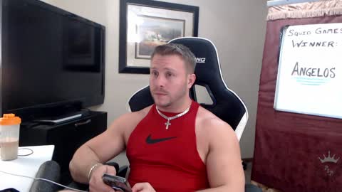 Snapshot of player2pawns chatting on 3, 2, 2025 Player online show from 3, 2, 2025