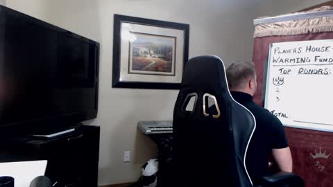 Snapshot of player2pawns chatting on 4, 2, 2025 Player online show from 4, 2, 2025