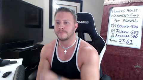 Snapshot of player2pawns chatting on 7, 2, 2025 Player online show from 7, 2, 2025