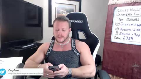 Snapshot of player2pawns chatting on 14, 2, 2025 Player online show from 14, 2, 2025