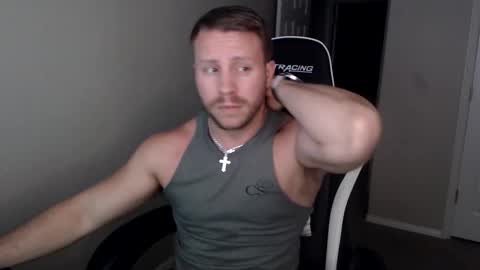 Snapshot of player2pawns chatting on 21, 11, 2025 Player online show from 21, 11, 2025