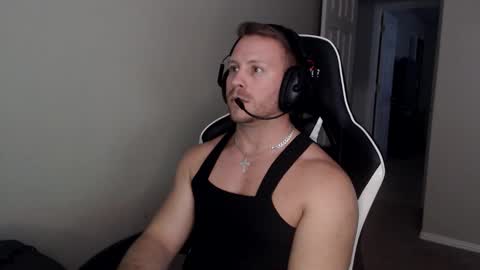 Snapshot of player2pawns chatting on 14, 12, 2025 Player online show from 14, 12, 2025