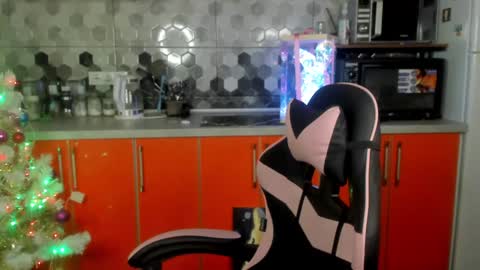 Masha online show from 25, 12, 2024