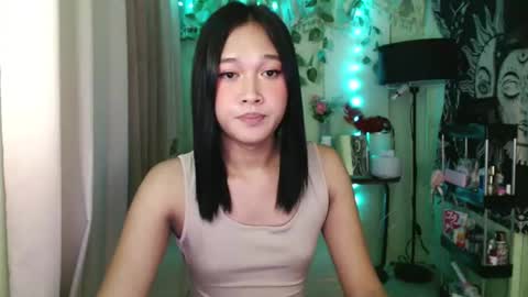 Snapshot of playful_sie chatting on 25, 12, 2024 sie online show from 25, 12, 2024
