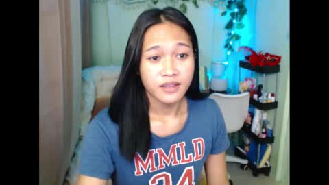 Snapshot of playful_sie chatting on 5, 2, 2025 sie online show from 5, 2, 2025