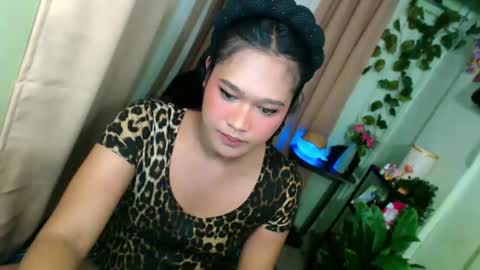 Snapshot of playful_sie chatting on 5, 1, 2026 sie online show from 5, 1, 2026