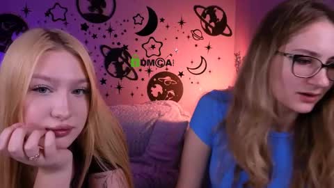 Snapshot of playful_sophie chatting on 14, 5, 2026 Sophie online show from 14, 5, 2026