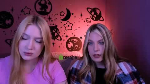 Snapshot of playful_sophie chatting on 15, 5, 2026 Sophie online show from 15, 5, 2026