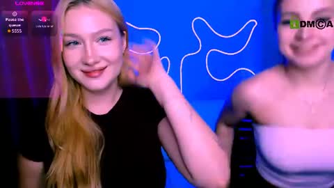 Snapshot of playful_sophie chatting on 12, 6, 2026 Sophie online show from 12, 6, 2026