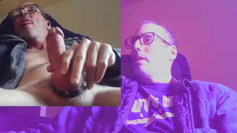 Snapshot of playfuljoy chatting on 13, 9, 2025 StudMan online show from 13, 9, 2025